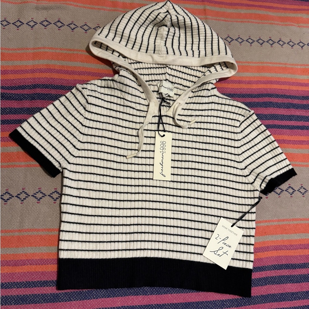 ❕NWT❕Crop Top Hoodies Swaeter